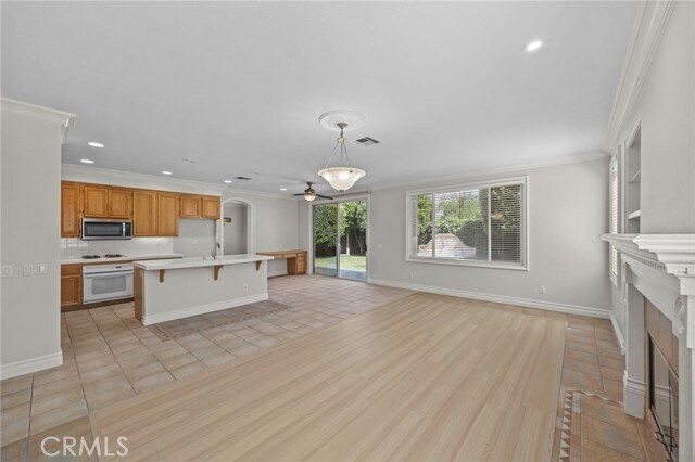 Building Photo - 5050 Stone Ridge Dr