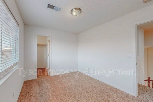 Building Photo - 8705 Silvercrest Ct NW