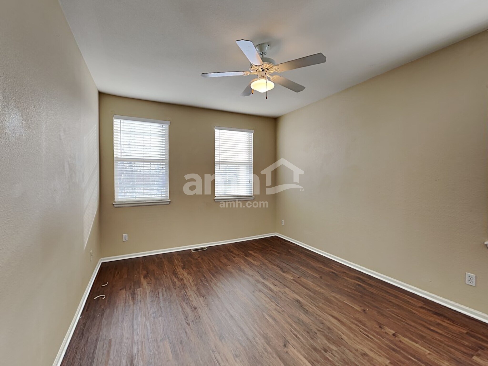 Building Photo - 23559 E Arkansas Pl