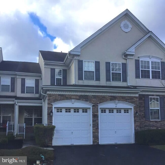 Building Photo - 17 Wharton Dr