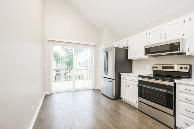 Building Photo - 1007 Lassiter Dr
