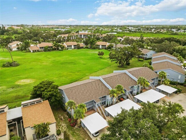Building Photo - 880 Bird Bay Dr W