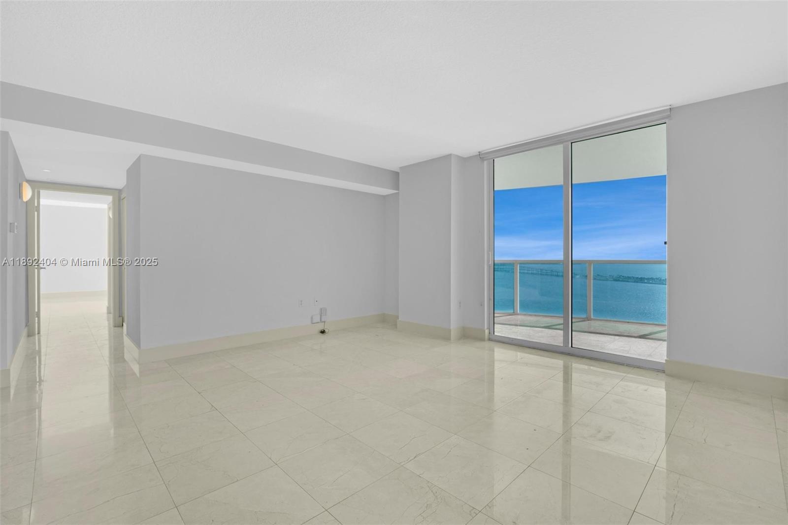 Building Photo - 2101 Brickell Ave