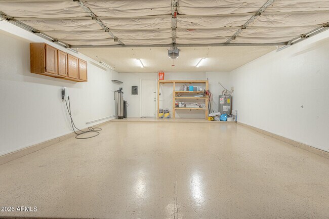 Building Photo - 5625 E Tierra Buena Ln