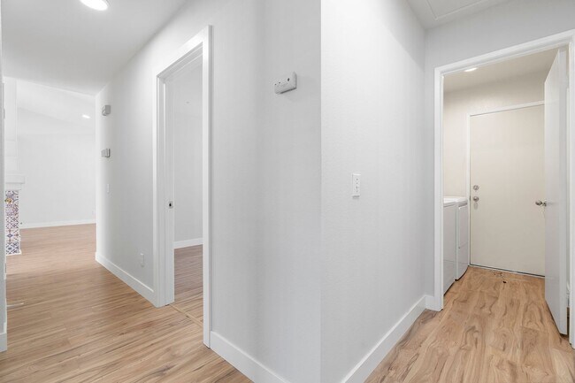 Building Photo - 44884 Marge Pl