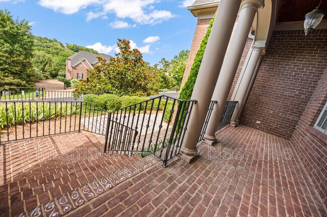 Building Photo - 7 Crooked Stick Ln