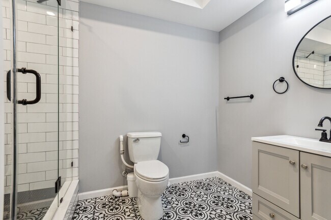Building Photo - 1407 N 8th St