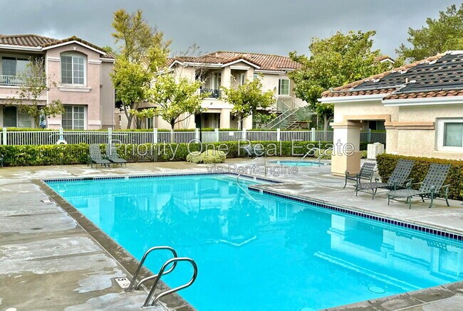 Building Photo - 10766 Sabre Hill Dr