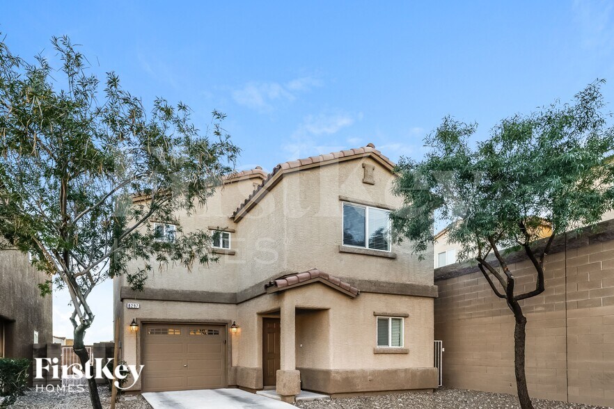 Building Photo - 8297 Oliver Twist Ln