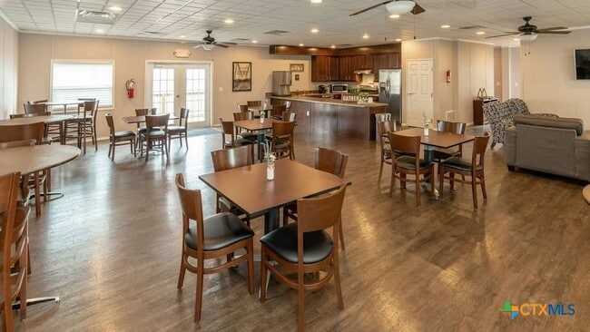 Building Photo - 456 Limestone Dr