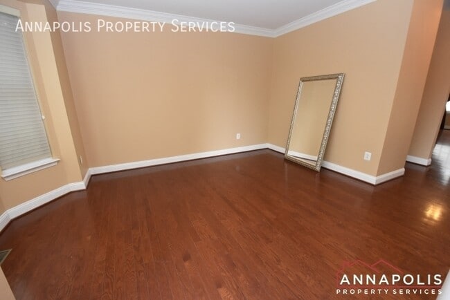 Building Photo - 1606 Stern Ct