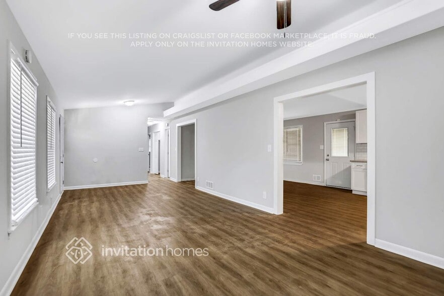 Building Photo - 5435 St Lo Ln