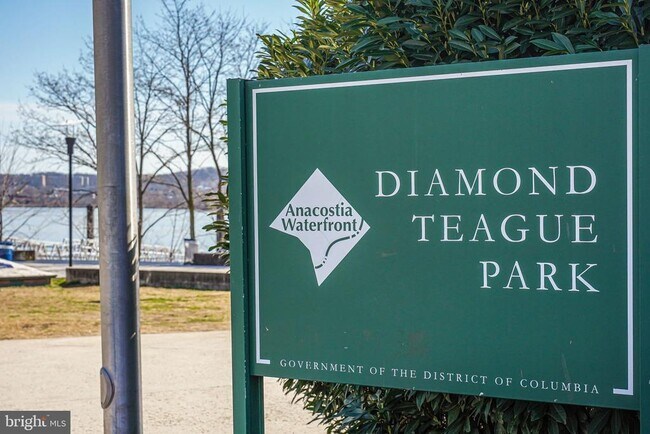 Building Photo - 70 N St SE