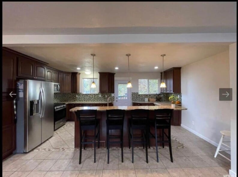 Building Photo - 360 Mahogany Dr