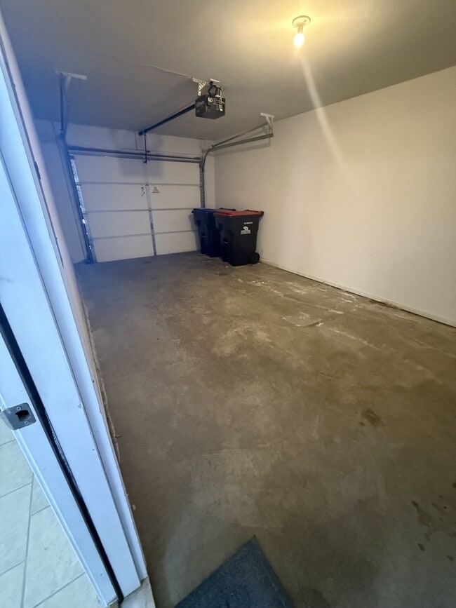 Building Photo - 1108 Kimmy Ln