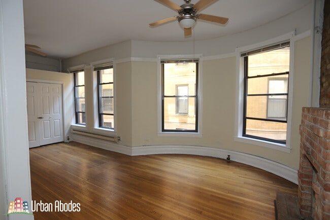 Building Photo - 1220 N Dearborn St