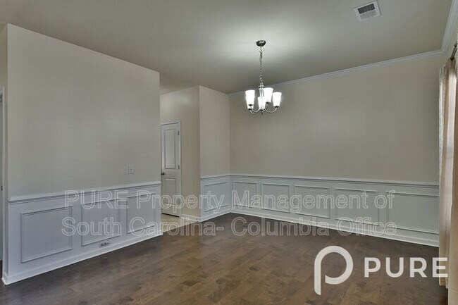 Building Photo - 161 Crimson Queen Dr