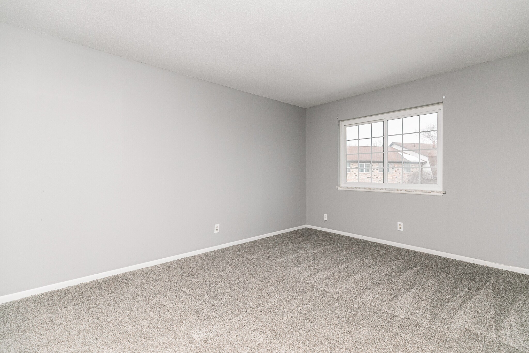 Building Photo - 404 21st Avenue Pl