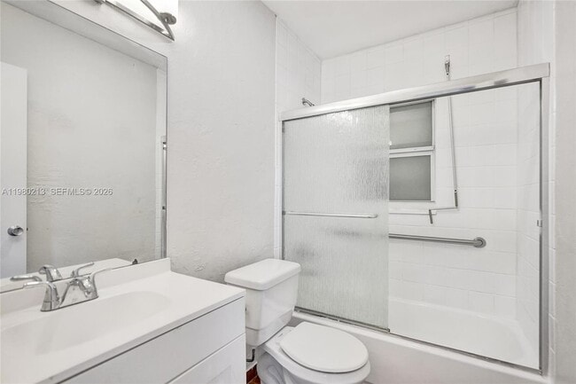 Building Photo - 2621 SW Natura Ave