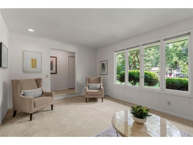 Building Photo - 14641 Crestview Ln