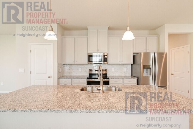 Building Photo - 4535 Arden Wy