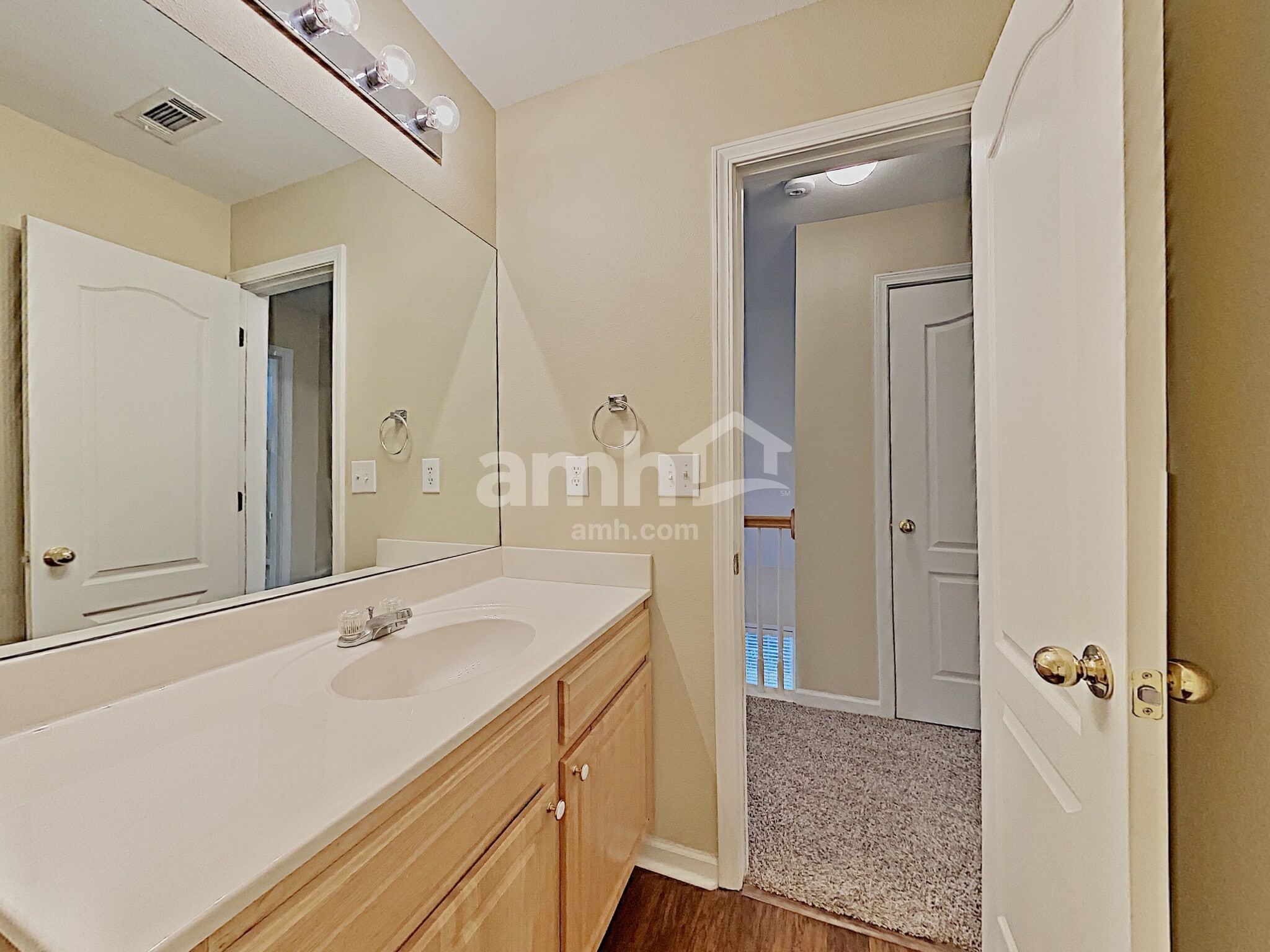 Building Photo - 6483 Grand Hickory Dr