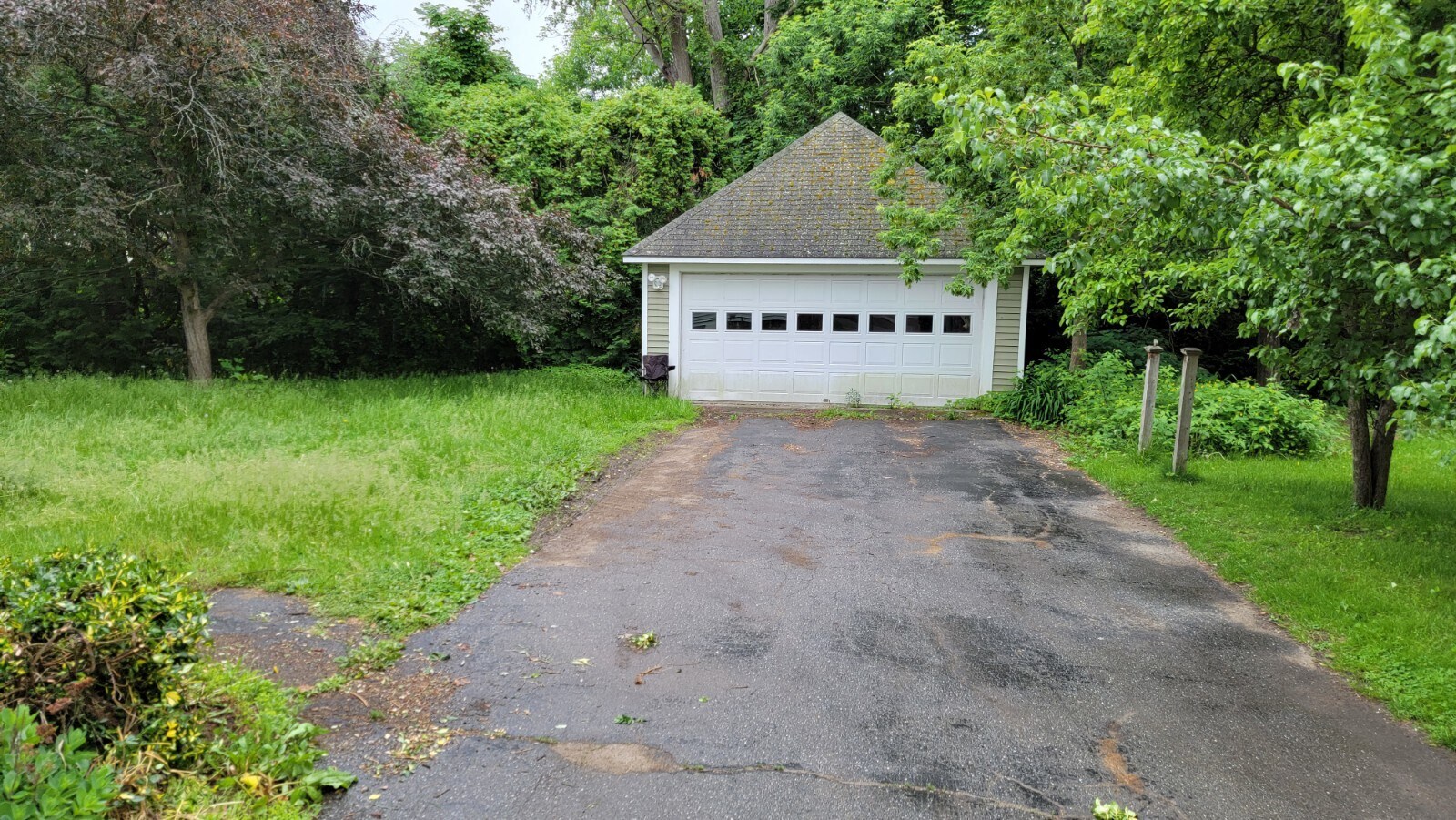 Building Photo - 93 Brookes Ave