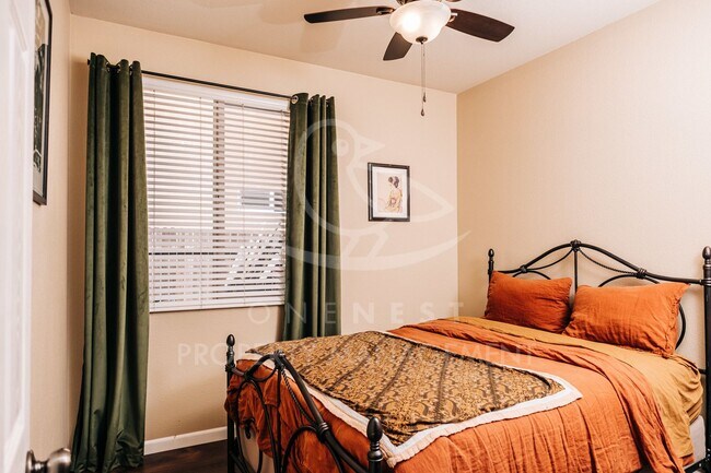 Building Photo - Spacious Home in the Lincoln Crossing Community, walking distance to Lincoln Crossing Elementary