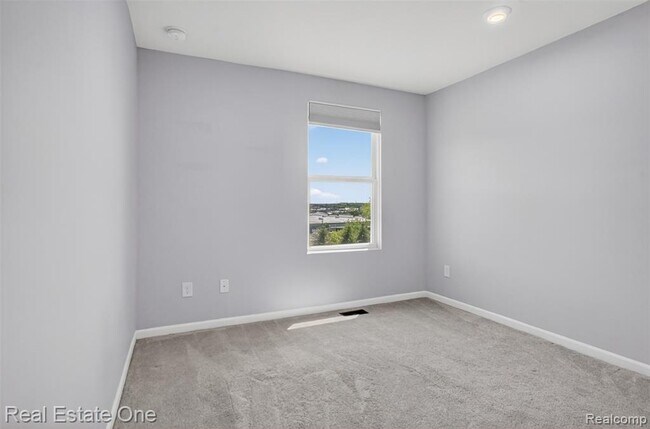 Building Photo - 4799 Broomfield Wy