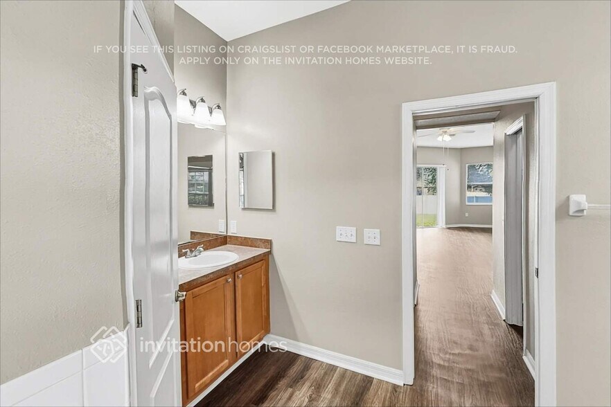 Building Photo - 2620 Abbey Grove Dr