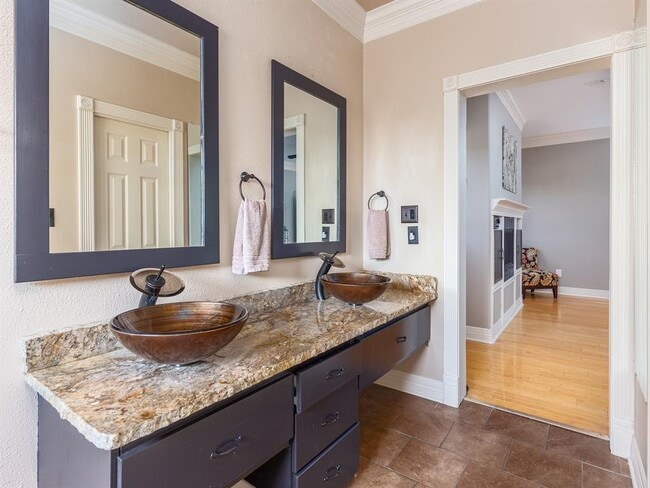 Building Photo - 1900 Red Rock Dr