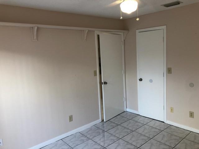 Building Photo - 1083 Goldenrod Rd