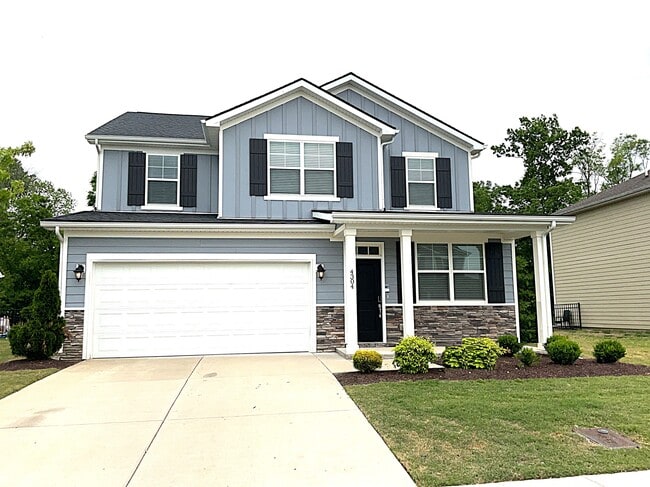 Building Photo - 4304 Longfellow Dr