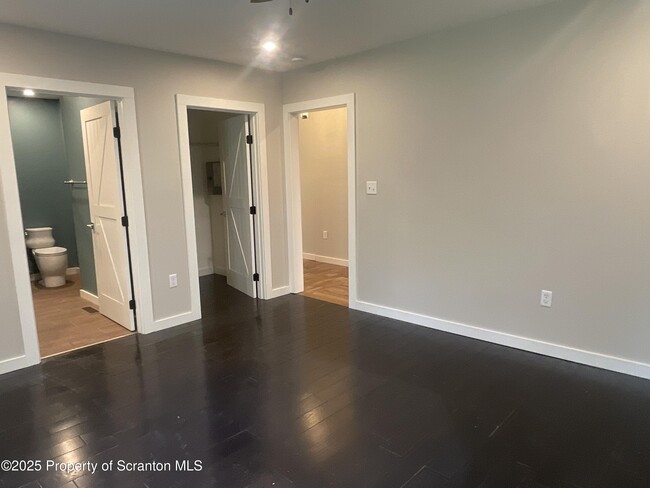 Building Photo - 628 Hudson St