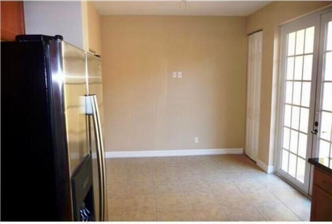 Building Photo - 119 Ennis Ln