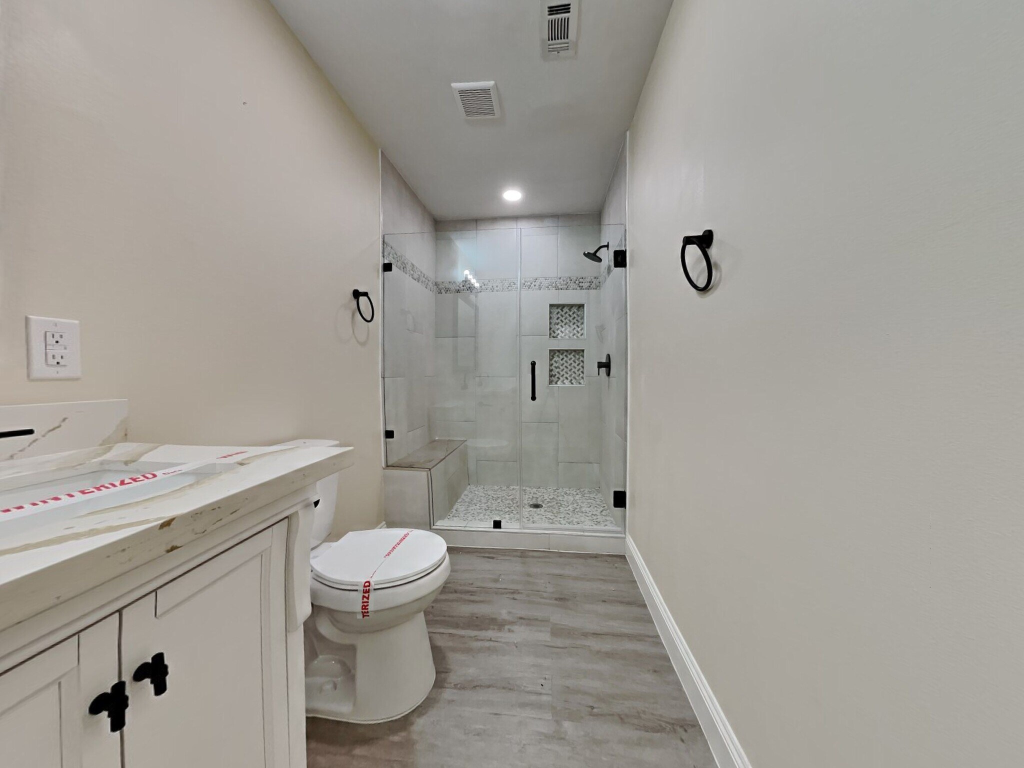 Building Photo - 2905 Shady Creek Dr