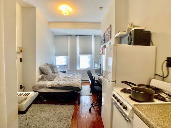 Building Photo - 320 Jefferson St