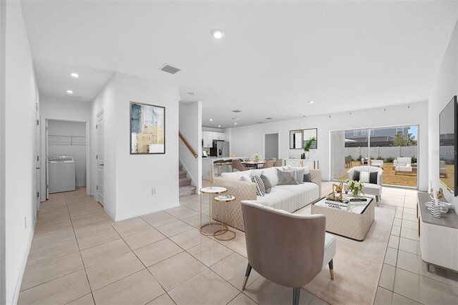 Building Photo - 5913 Laurelcrest Gln