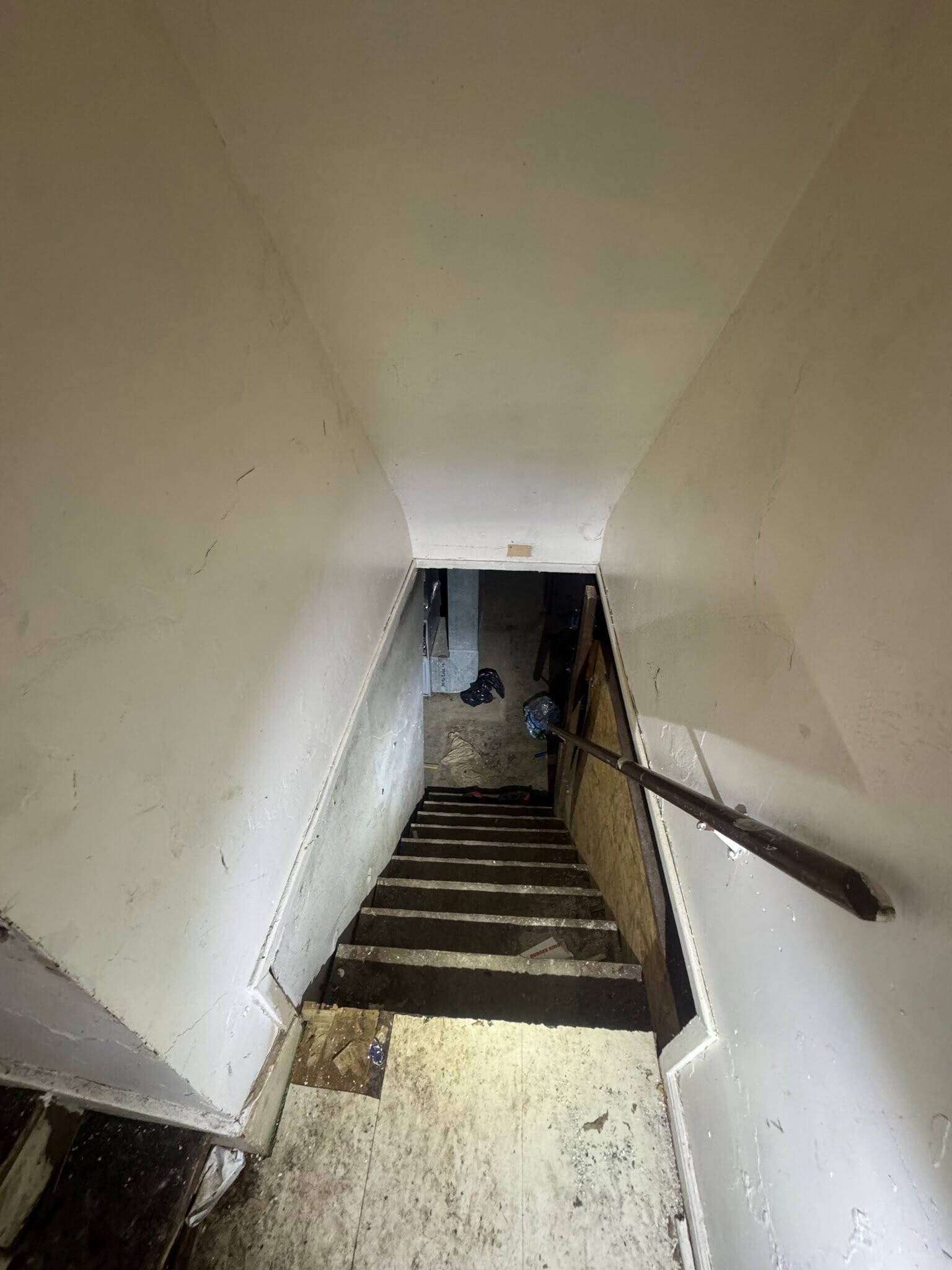 Building Photo - 711 W Dewey St