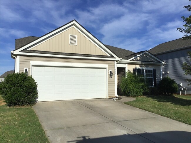 Building Photo - 410 Lind Point Ln