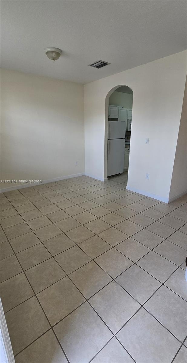 Building Photo - 3320 NE 13th Cir Dr