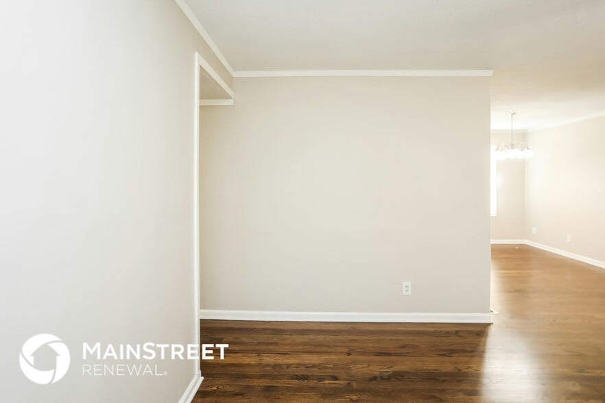 Building Photo - 7306 Reeds Rd