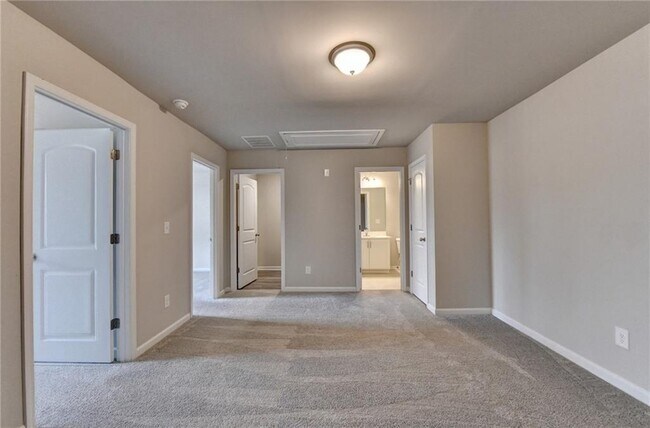 Building Photo - 217 Rockfern Ter