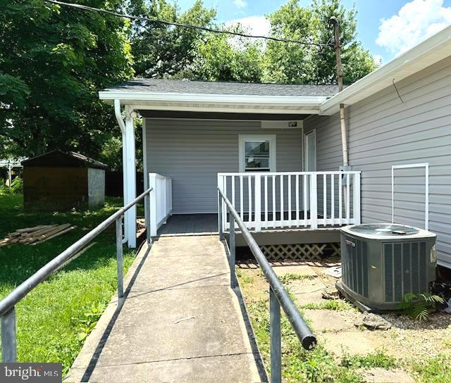 Building Photo - 87 Becks Ln