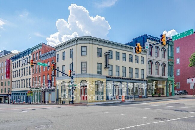 Building Photo - 1321 1/2 E. Main St.