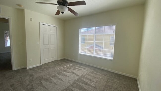 Building Photo - Gorgeous Light & Bright 3 Bedroom 2.5 Bath Townhome Corner Unit!!