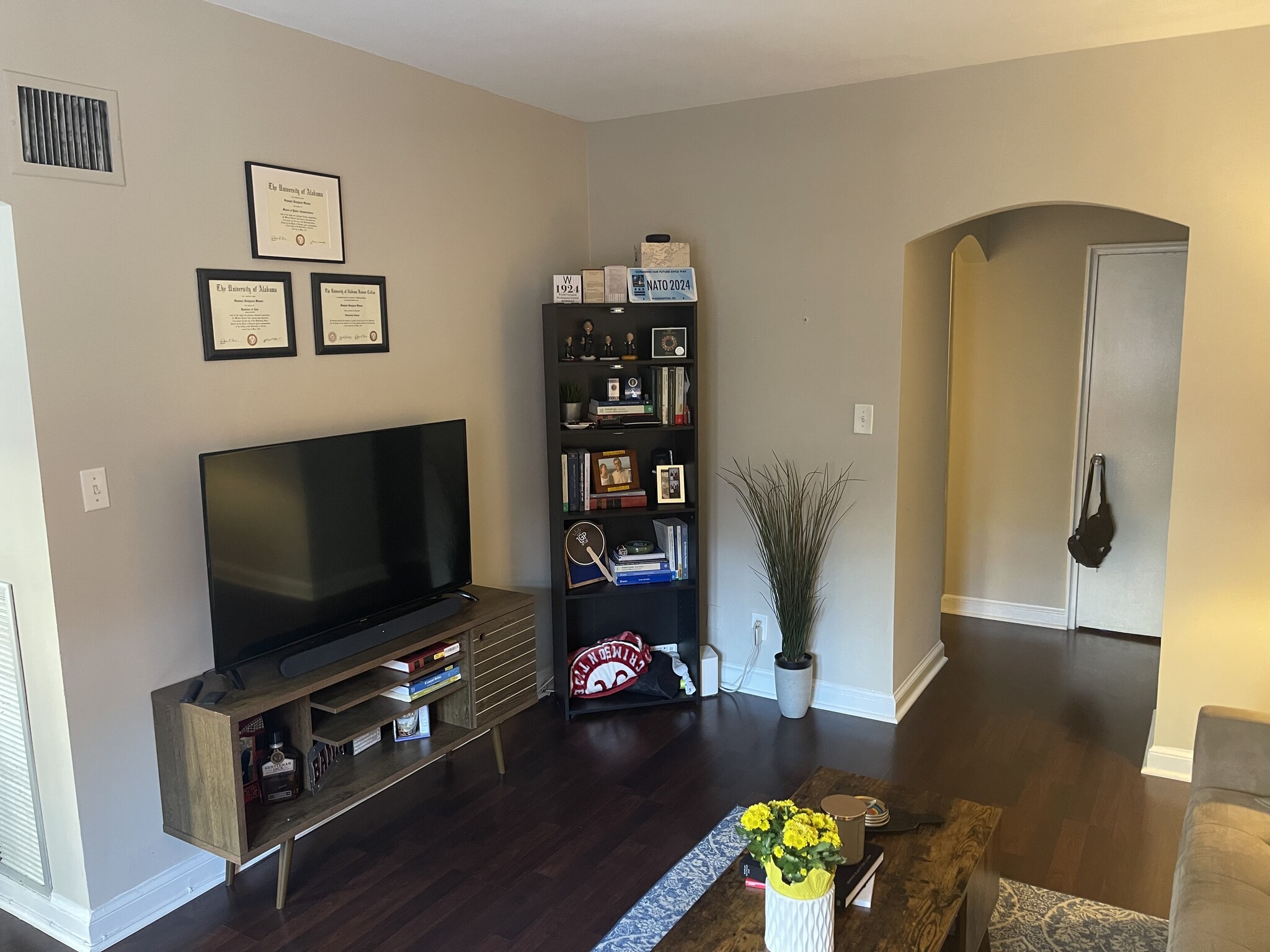 Living Space - 2515 K St NW