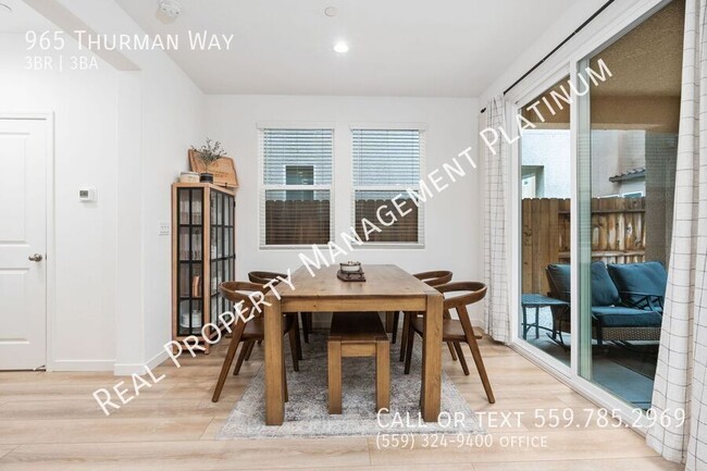 Building Photo - 965 Thurman Way