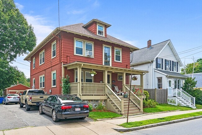 Building Photo - 31 E Foster St