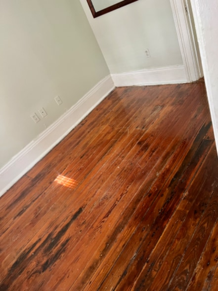 Building Photo - 316 W Duffy St